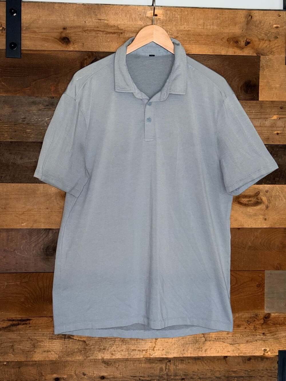 Lululemon Metal Vent Tech Polo Size XL *Faded*